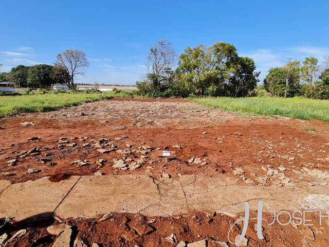 #695 - Terreno para Venda em Arapongas - PR - 1